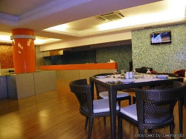 Saj Luciya -A Classified 4 Star Hotel Thiruvananthapuram Restauracja zdjęcie